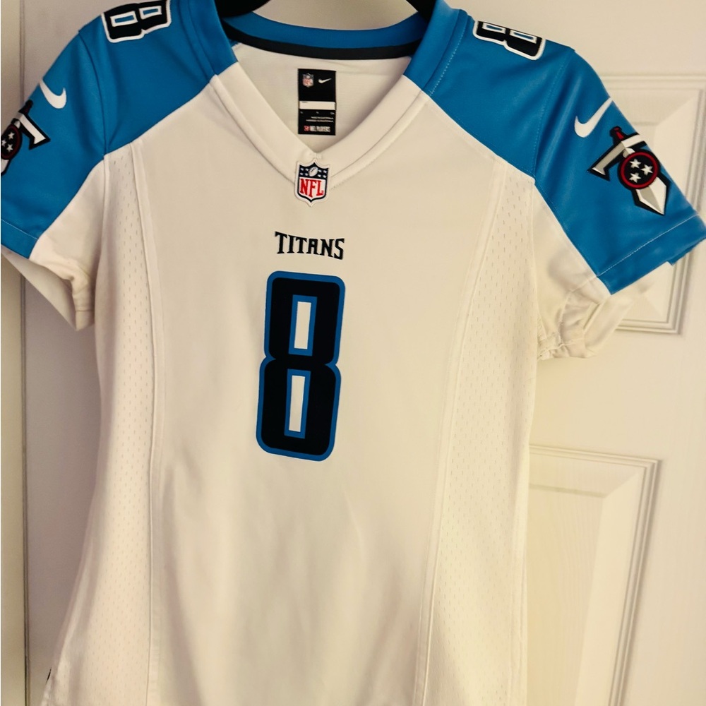 Nike Women's Marcus Mariota Titans Jersey in White and Light Blue
